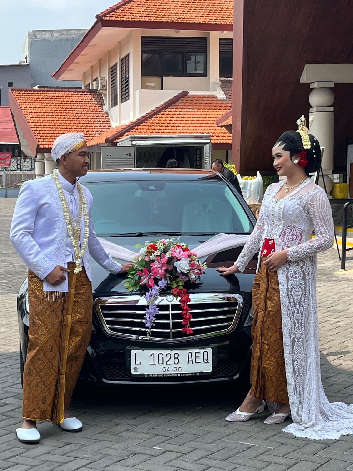 Layanan Mobil Pengantin